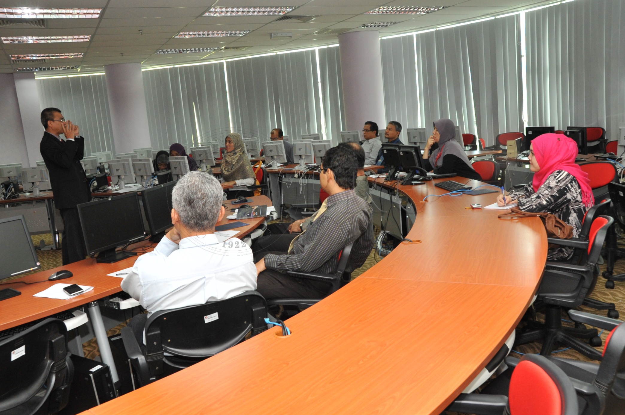 PRO 13 01 pelan PRO 6407